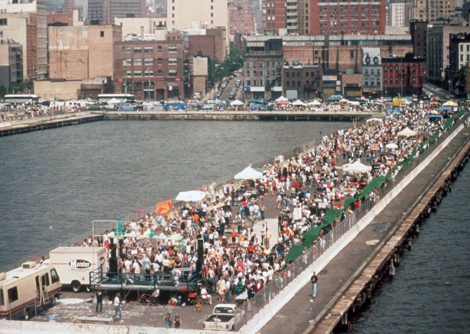 Waterfront Rally To Create HRP 1989